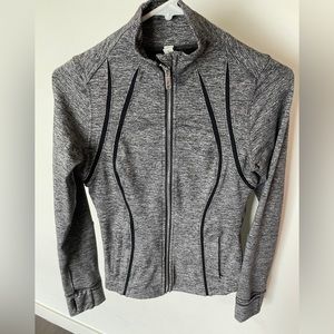 Like New Lululemon Define Jacket Size 6 in Heathered Black (2 Others For Sale!)